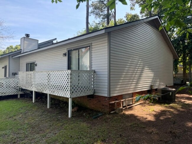 Building Photo - 7307 Bass Dr