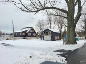 Building Photo - 14669 Fancher Ave