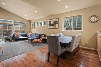 Building Photo - 20482 Jacklight Ln