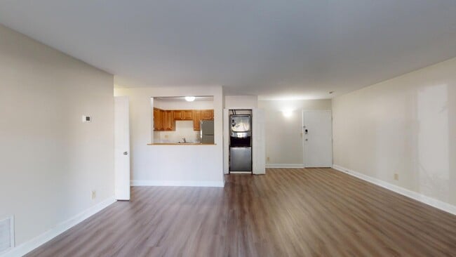 Interior Photo - The Commons at Windsor Gardens