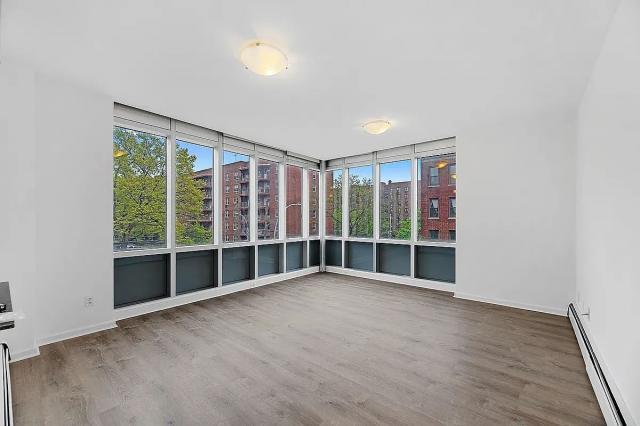 Foto del edificio - 2 bedroom in FLUSHING NY 11355