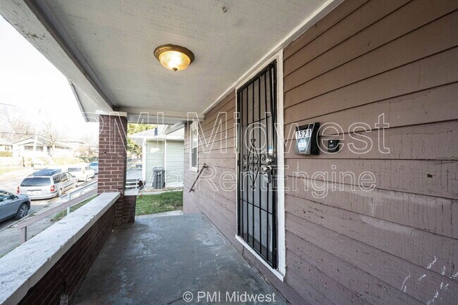 Foto del edificio - 1521 N Tacoma Ave