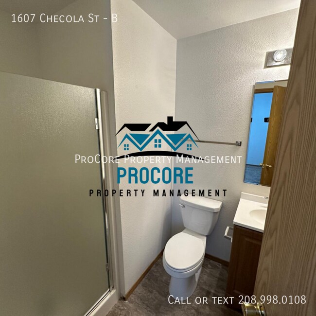 Foto del edificio - Perfect Location, Perfect Space: 2BR/2BA L...