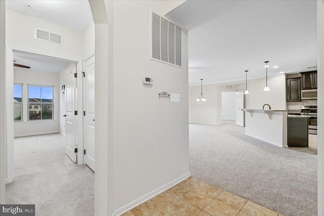 Building Photo - 6501 Walcott Ln