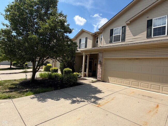 Building Photo - 2424 Boyer Ln