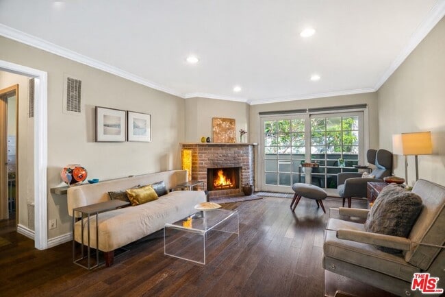 Building Photo - 1317 Stanford St