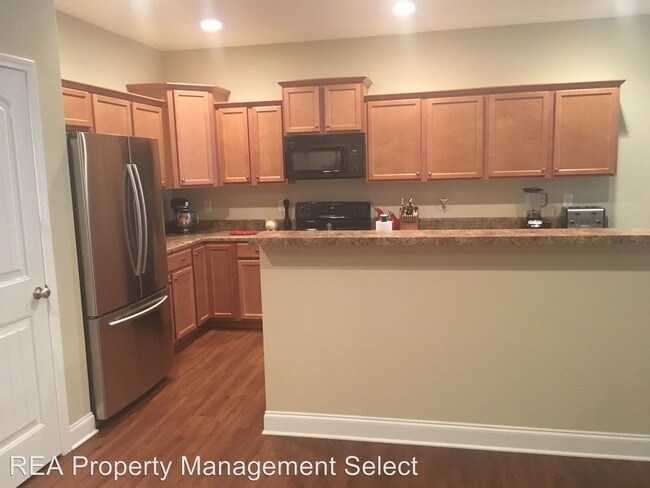 Building Photo - 2 br, 2 bath House - 810 Loop Road