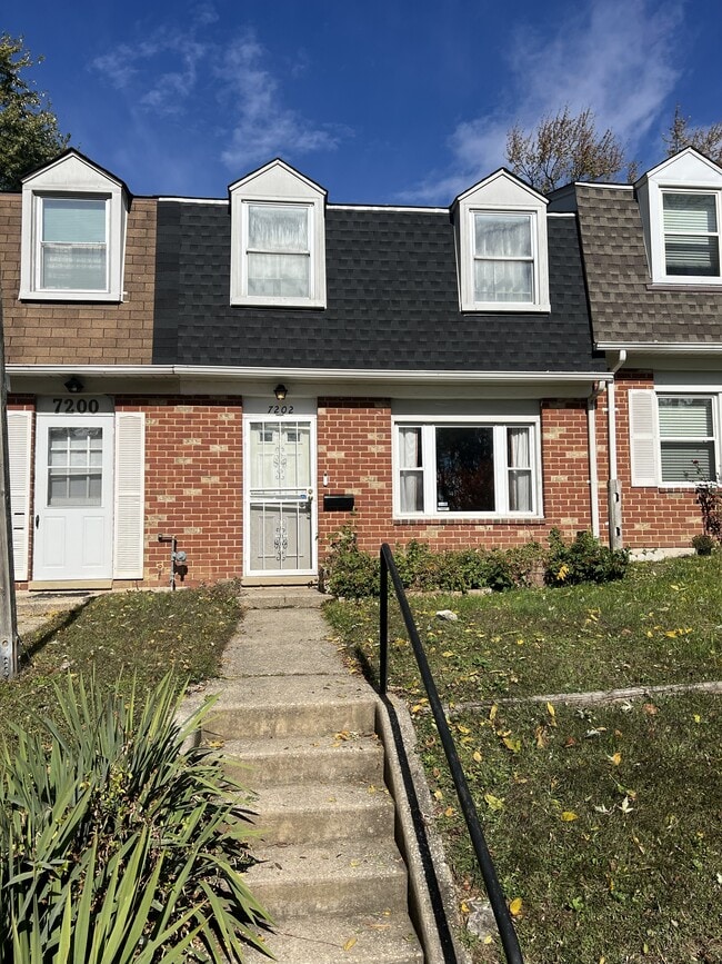 Foto del edificio - 7202 Sindall Rd