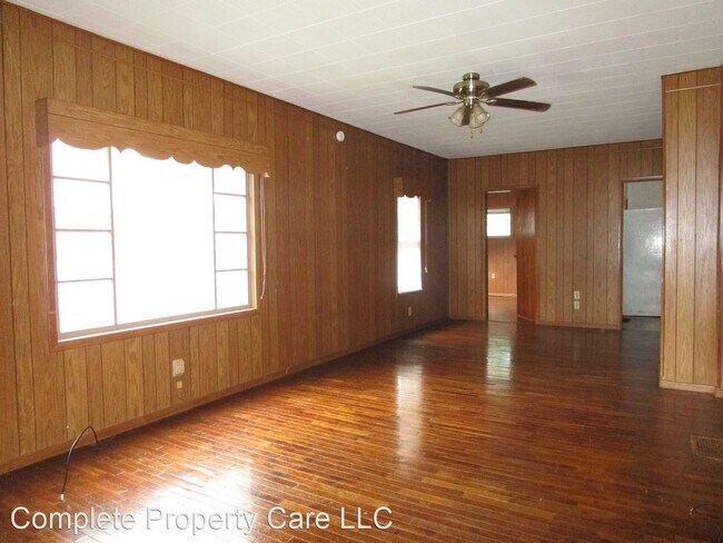 Foto del edificio - 3 br, 1 bath House - 2228 W 7th Street