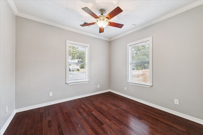 Foto del edificio - 738 E 28th St