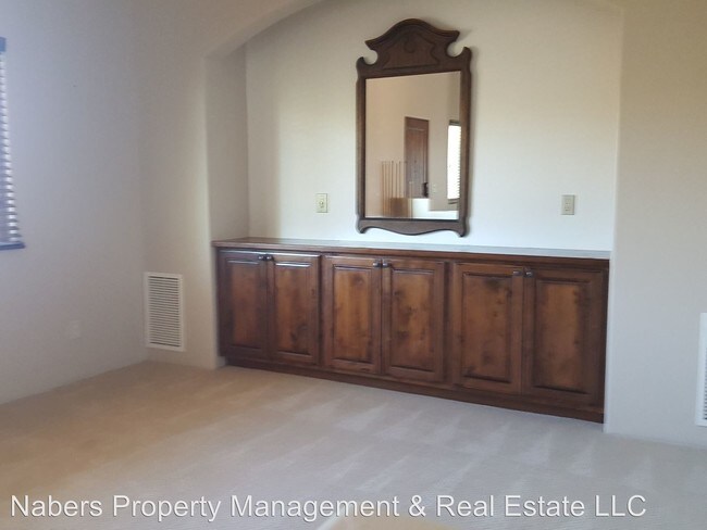 Building Photo - 15757 E Palisades Blvd