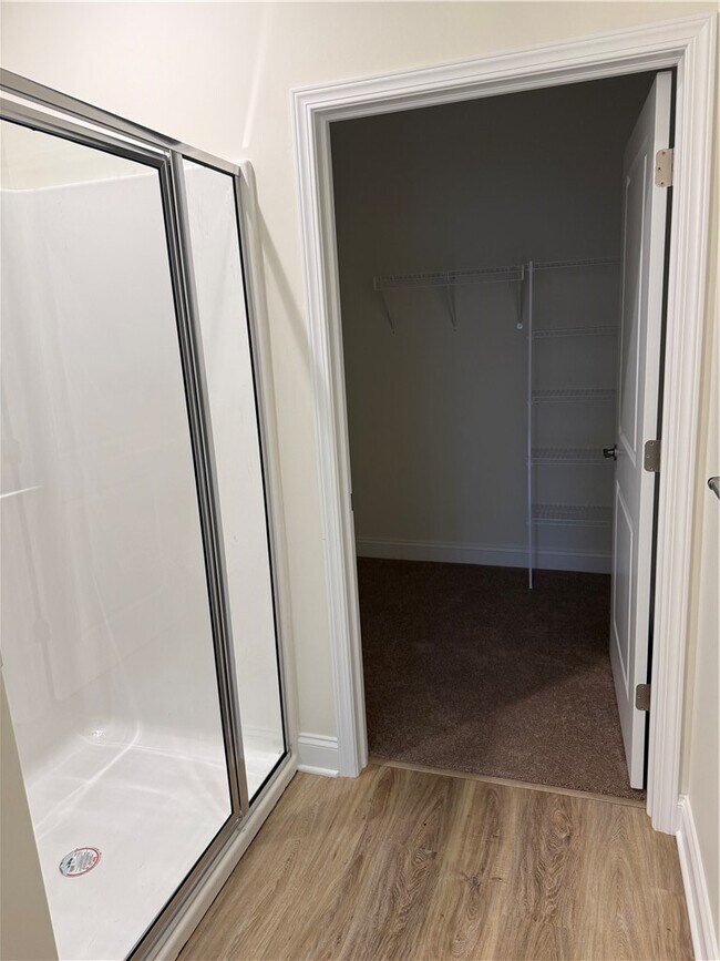 Foto del edificio - 6217 Blossom Ridge Cir