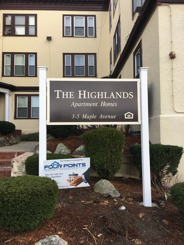 35 Maple Ave Unit 32 Maple, Haverhill, MA 01830 Room for Rent in Haverhill, MA