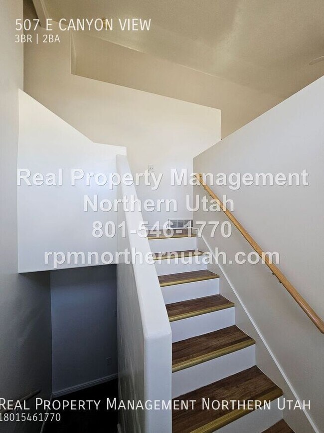 Foto del edificio - 507 Canyon View Dr