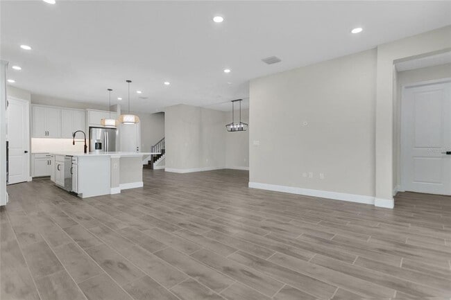 Building Photo - 2091 Axel St