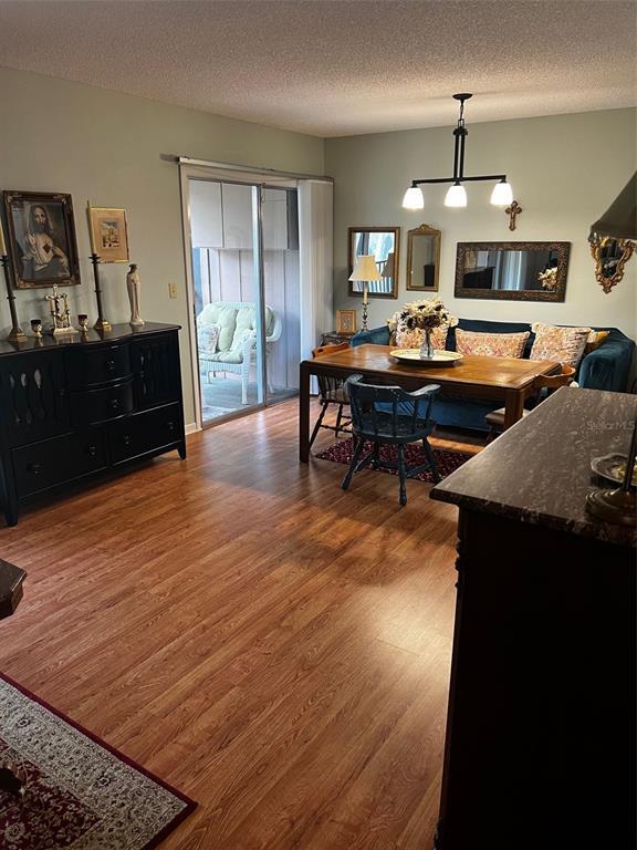 Foto del edificio - 100 Sweetgum Woods Ct