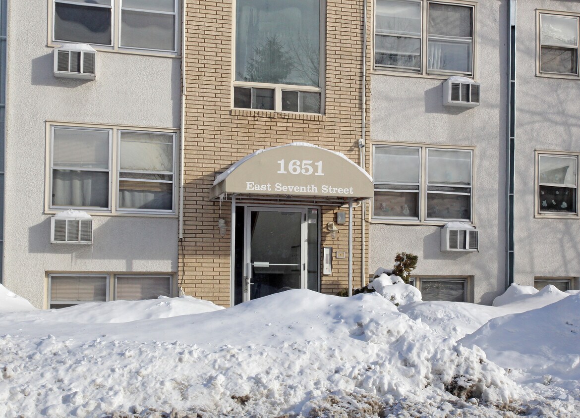 Foto del edificio - 1651 7th St E