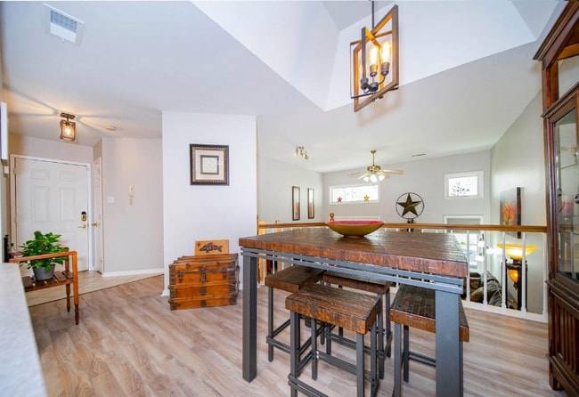 Foto del edificio - 4603 Claremont Ct