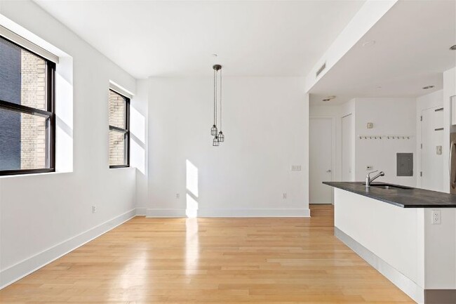 Foto del edificio - 4 Beacon Way