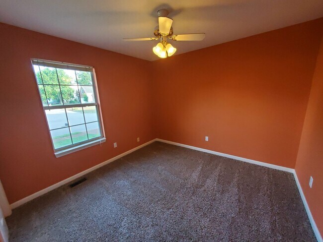 Foto del edificio - 3-Bed/2-Bath in Franklin- Fieldstone Farms
