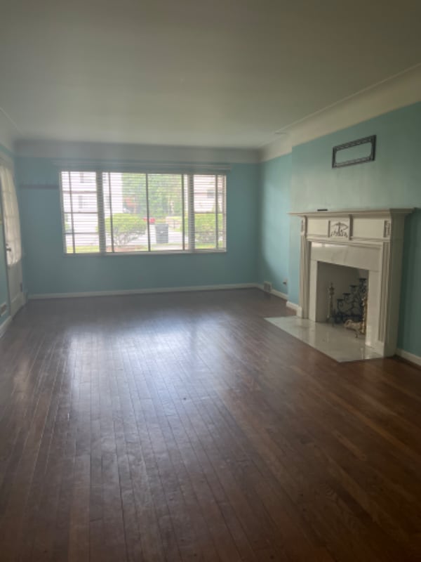 Foto del edificio - 3325 Mowbray Ln
