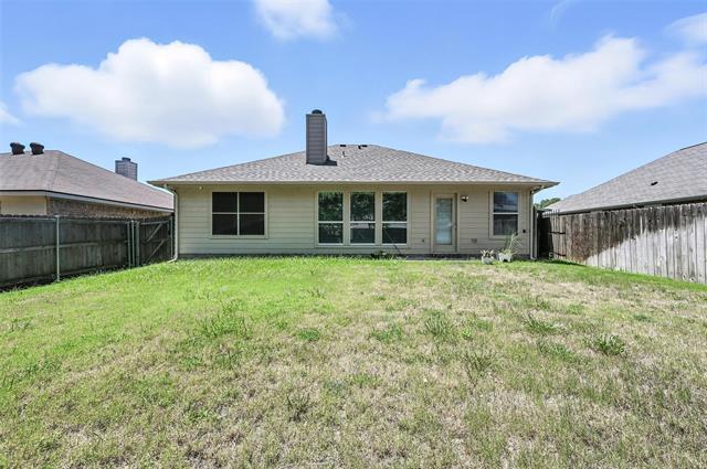 Foto del edificio - 517 Lowery Oaks Trl