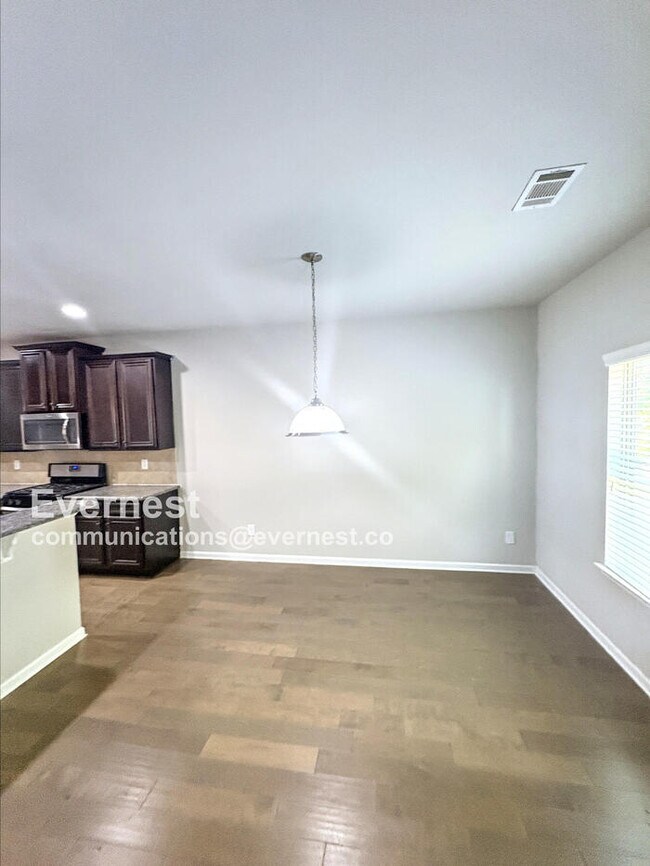 Building Photo - 195 Wellstone Pl