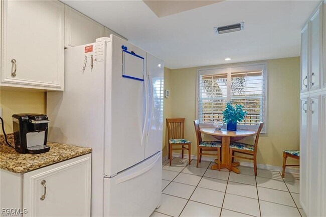 Foto del edificio - 12641 Kelly Sands Way