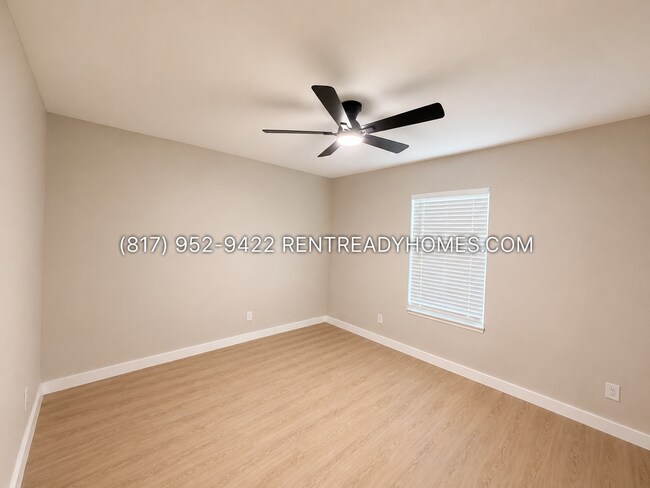 Building Photo - 3719 Tristan St
