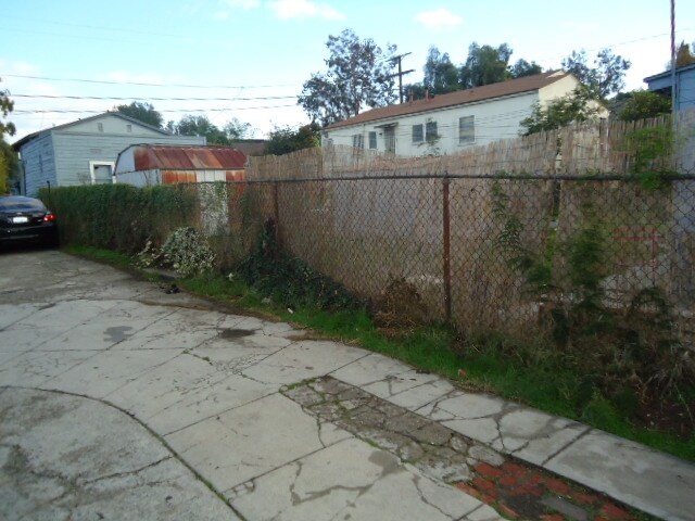 Foto del edificio - 1418-1422 Mohawk St