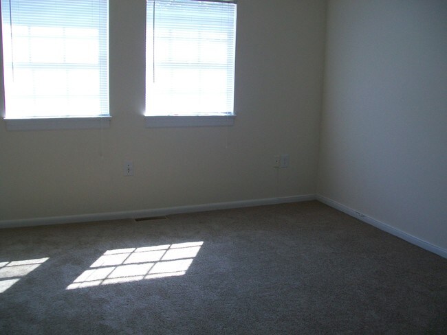 Building Photo - 3505 Bolling Rd