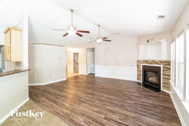 Foto del edificio - 3388 Middlesboro Ave