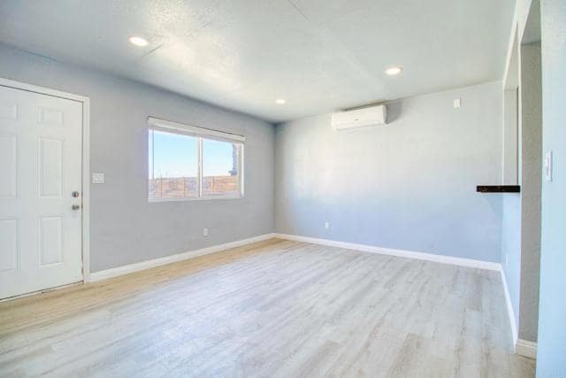 Foto del edificio - 3945 El Dorado Blvd