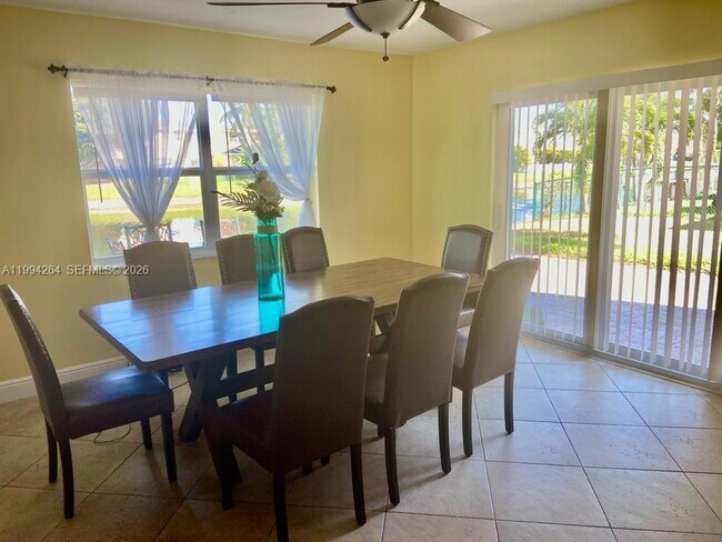 Foto del edificio - 4046 Eastridge Dr