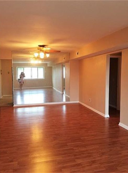 Building Photo - 104 Mandon Ct