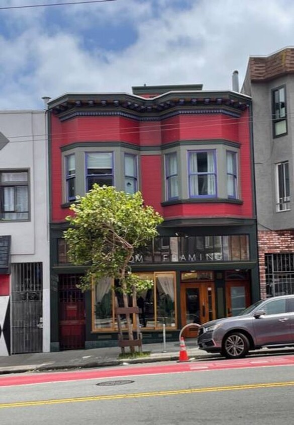 Primary Photo - 3229-3235 Mission St