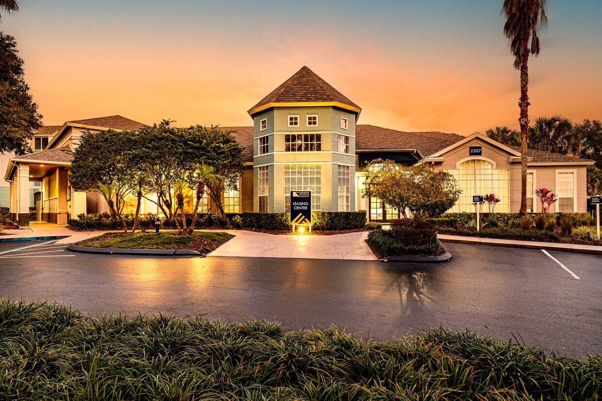 Alvista Metrowest 2207 Lake Debra Dr Orlando, FL Apartments for Rent in Orlando