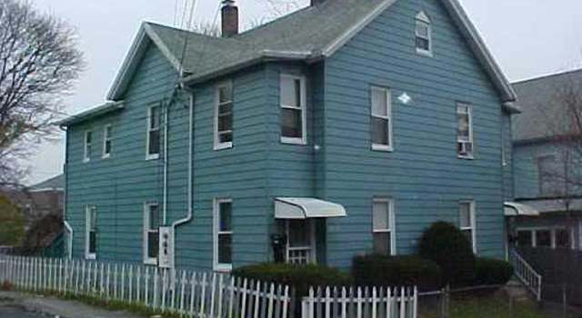 3 family House - 98 Wolcott St