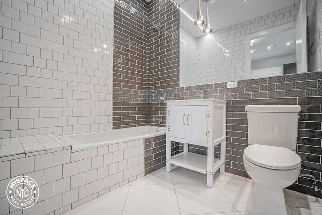 Building Photo - 276 Nostrand Ave.