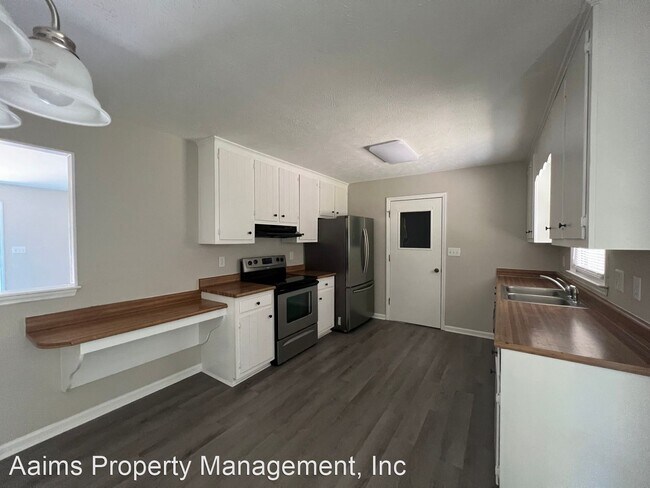 Building Photo - 3 br, 2 bath House - 9330 Castle Falls Drive