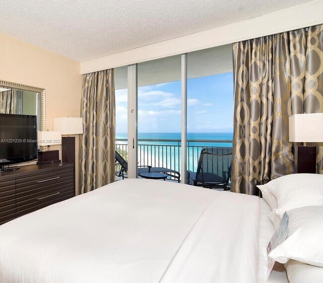 Building Photo - 17375  Collins Ave  1908-1 Sunny Isles Bea...