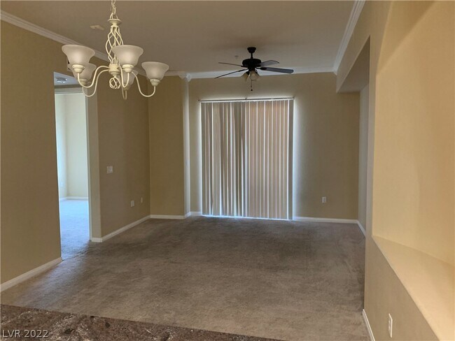 Foto del edificio - 32 E Serene Ave