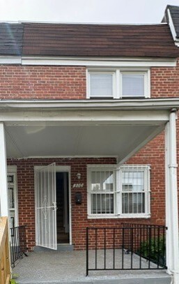 Foto principal - 310 Denison St