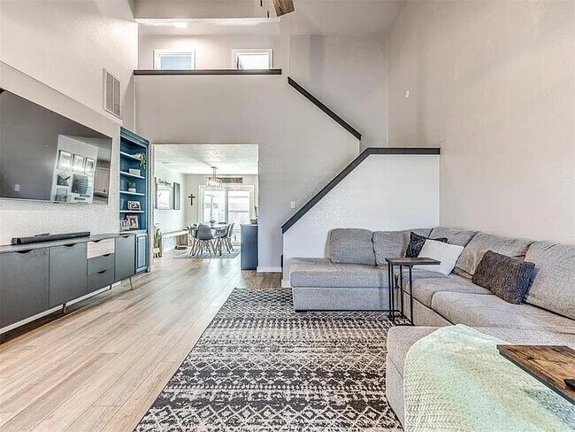 Foto del edificio - 2912 Canyon Oaks Ct