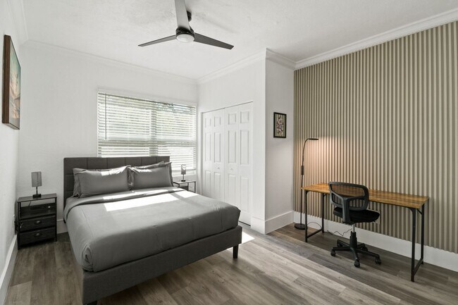 Foto del edificio - 806 E Chelsea St