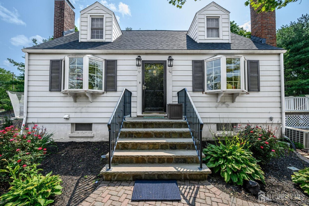 Foto principal - 70 Burnt Hill Rd