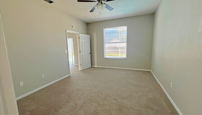 Building Photo - 8611 Wellington Loop