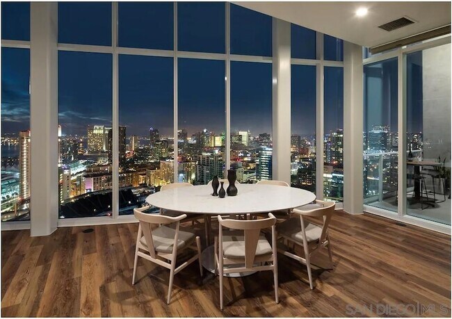 Foto del edificio - 100 Park Plz
