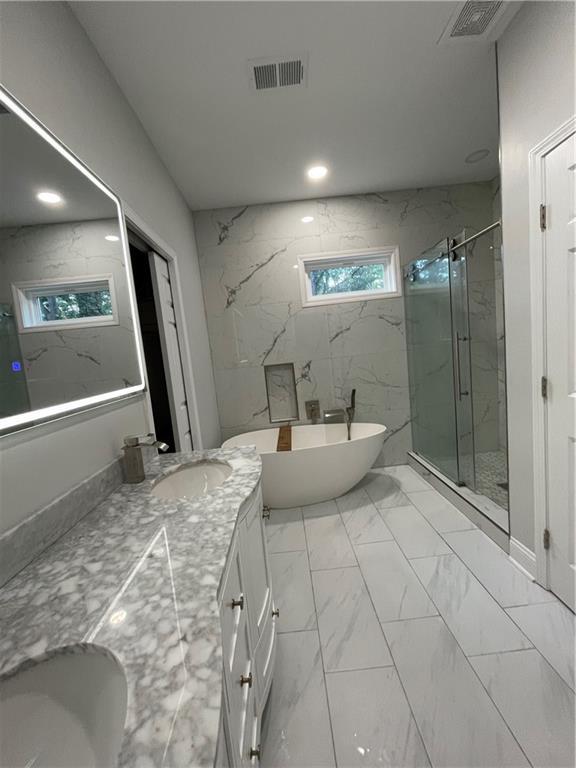 Building Photo - 658 Darlington Cir NE