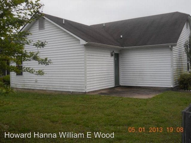 Building Photo - 106 Oakwood Ln